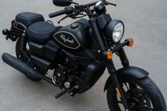 Rajdoot 350 Returns Retro Design,72 km Mileage